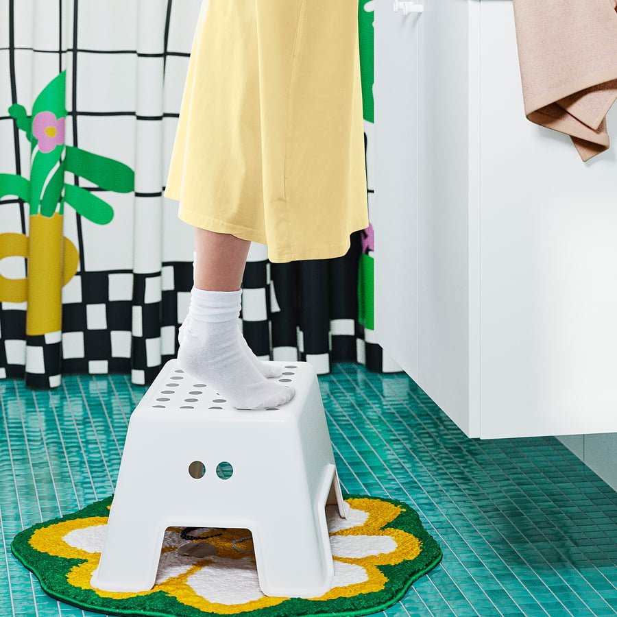 White Plastic Step Stool - Image 2